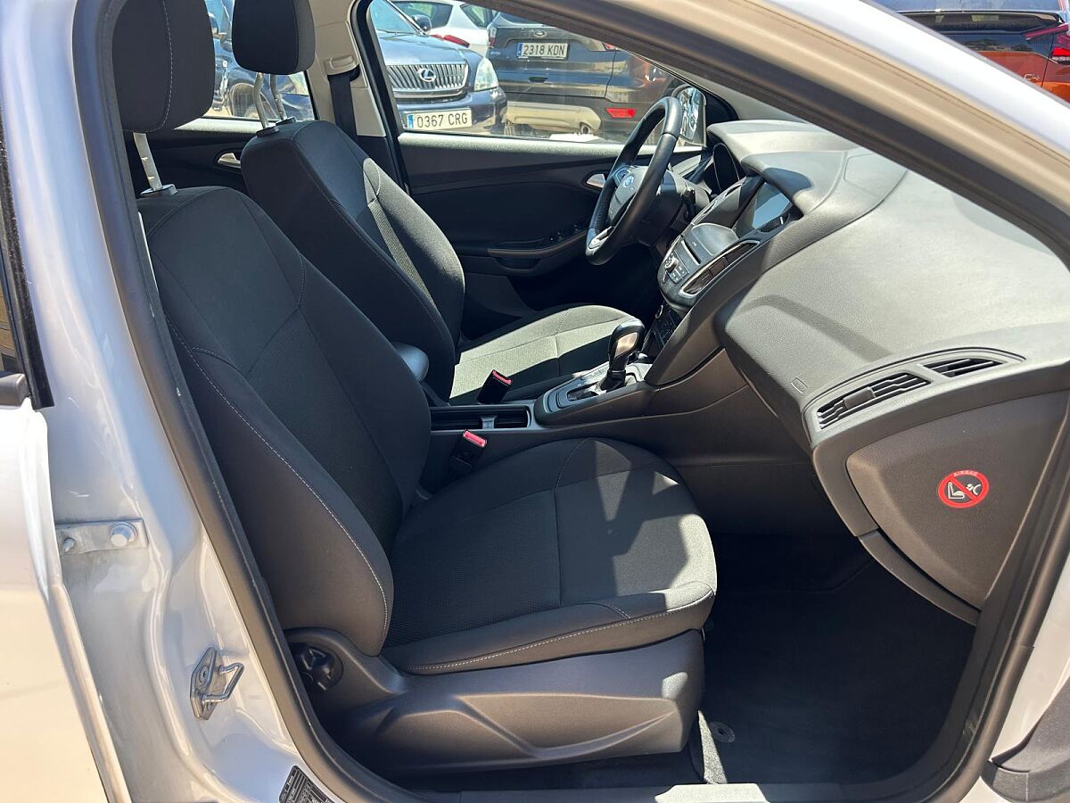 FORD FOCUS BUSINESS 1.5 TDCI AUTO SPANISH LHD IN SPAIN 105000 MILES SUPERB 2016